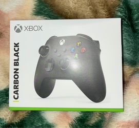 Xbox Series X/S Wireless Controller – Works with Xbox & PC