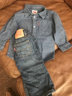 Pantalón y camisa Levi’s 12 meses