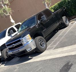 Stock 2500hd upper A arms duramax Silverado Gmc