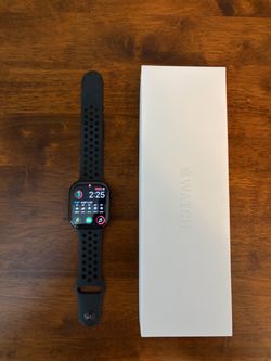 Apple Watch Series 11 - 46mm - Jet Black