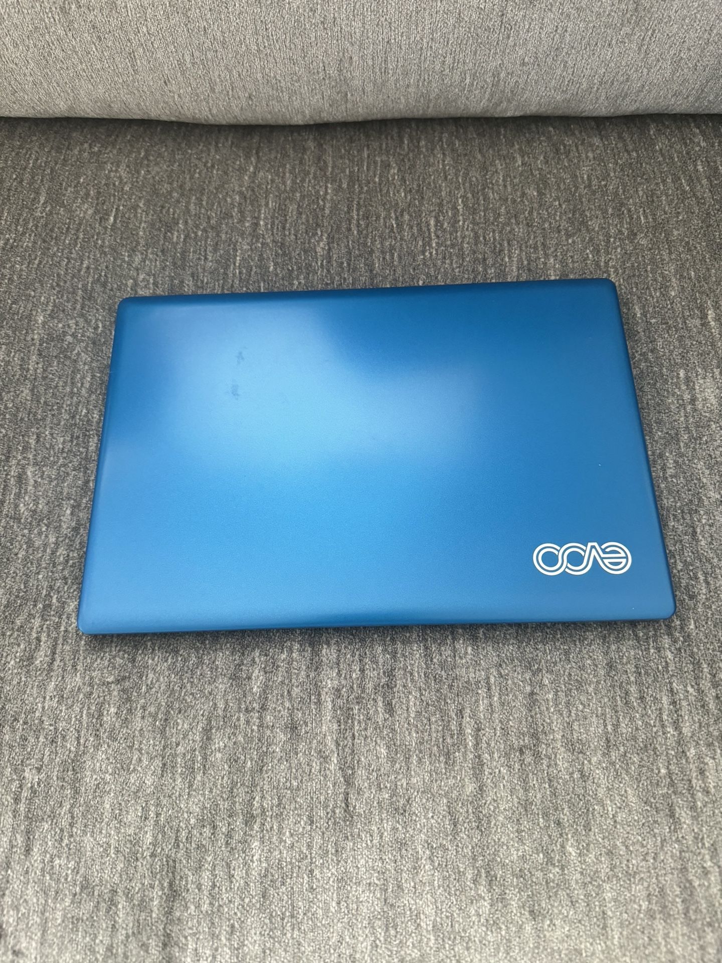 EVOO Laptop