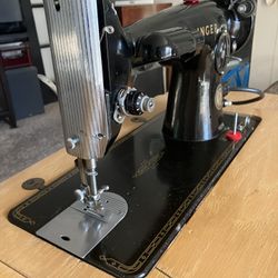 SINGER model 201