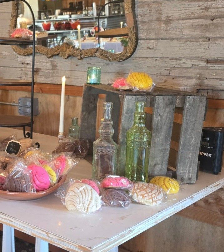 Various Wedding Items