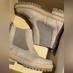 Women’s Timberland Boots Size 7