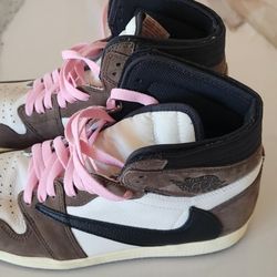 Air Jordan 1 High OG TS SP
"Travis Scott"