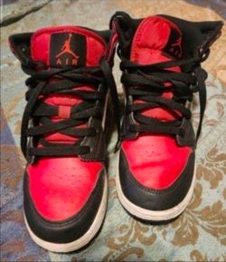Nike Air Jordan 1 MID G Fire Red & Black Gym - Size: 6 YOUTH
