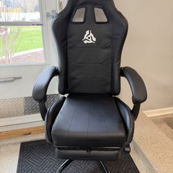 Brand New Black Tall Back Height Adjustable Reclining Gaming Chair w/Slide Out Footrest 