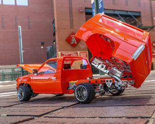 Redcat racing 1993 Nissan hardbody RC lowrider brand new limited edition