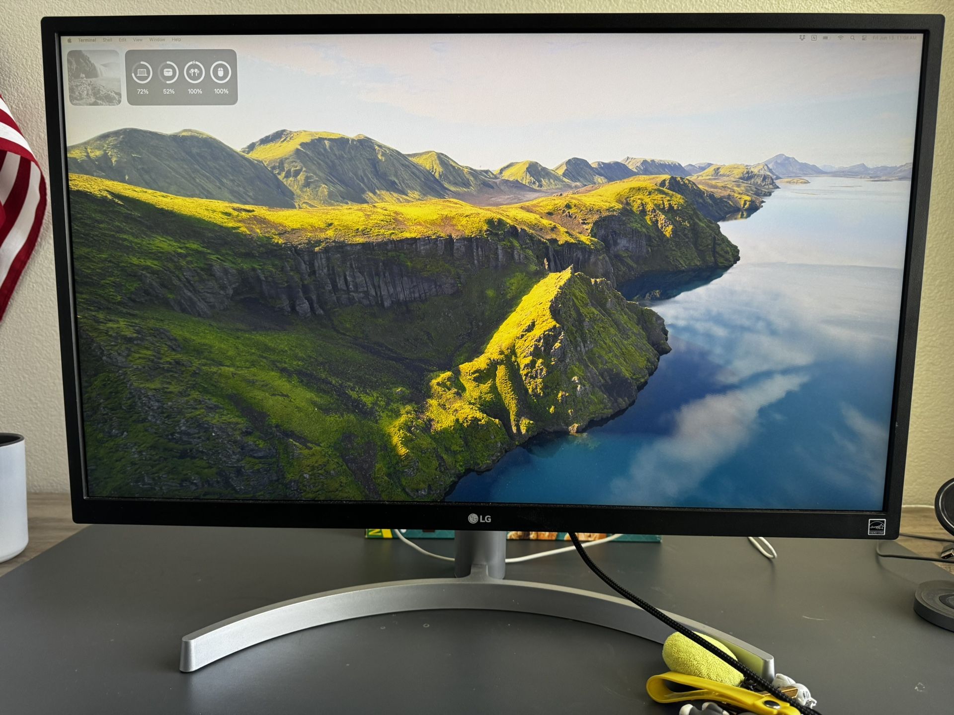 27" 4K UHD UltraFine™ IPS Monitor with HDR10
