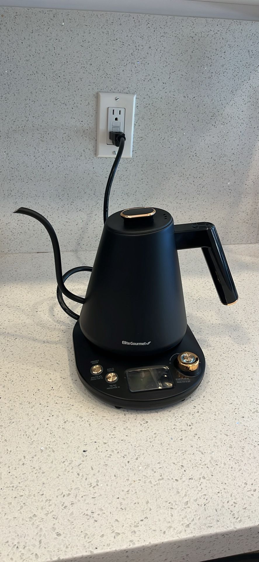 Electric Kettle By Elite Gourmet - New!