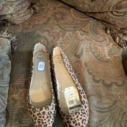 Leopard Flats
