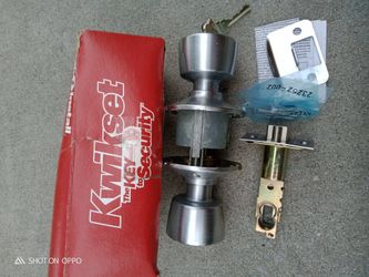 Cerritos.. New door lock with keys