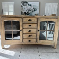 Entertainment Console 