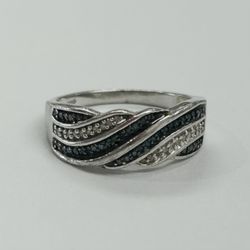 Stering silver .925 diamond ring