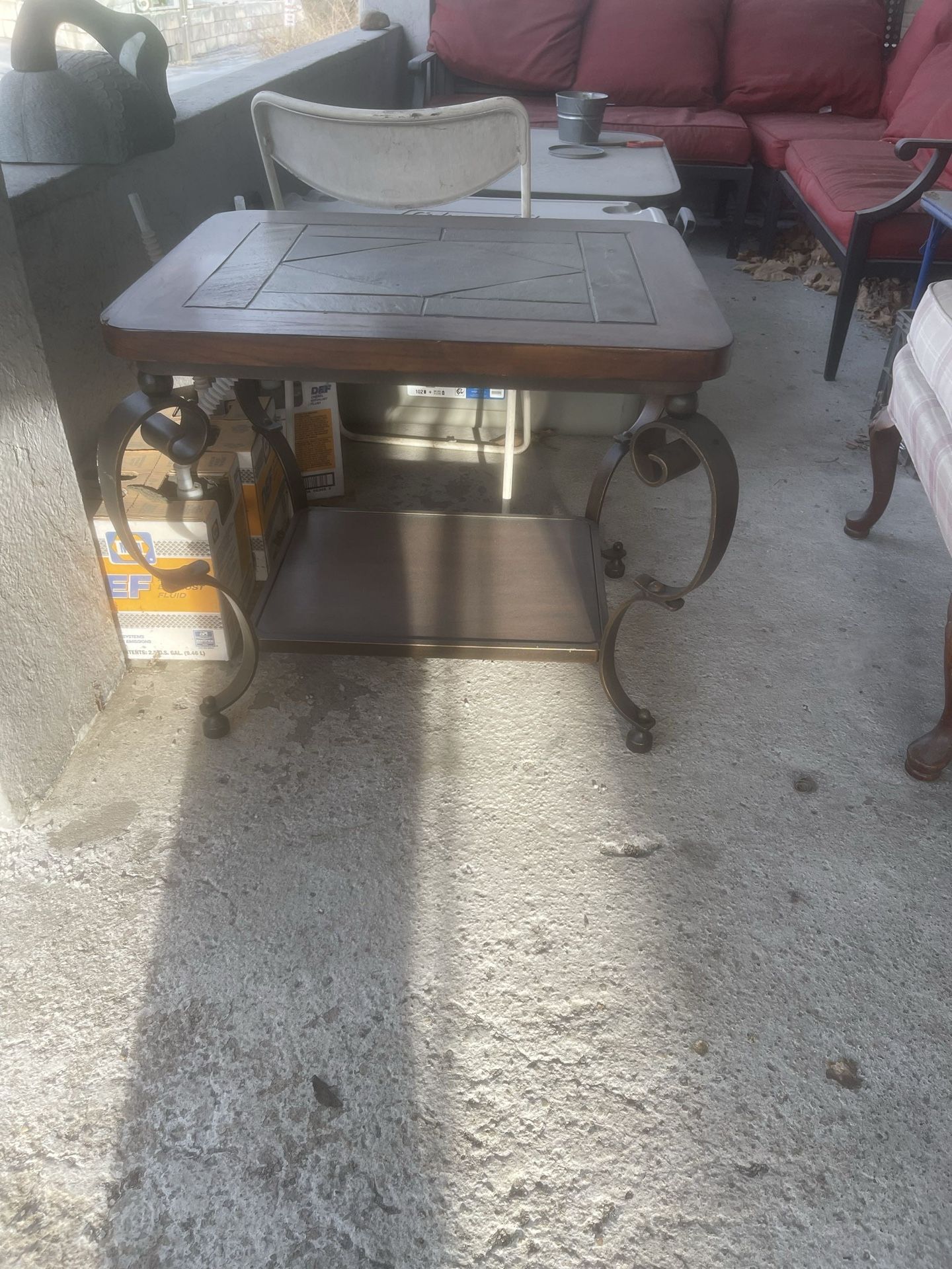 2 End Tables & Matching Coffee Table