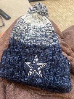 Dallas Cowboys Knit Beanie with Pom