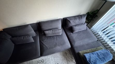 IKEA sectional couch 🛋️