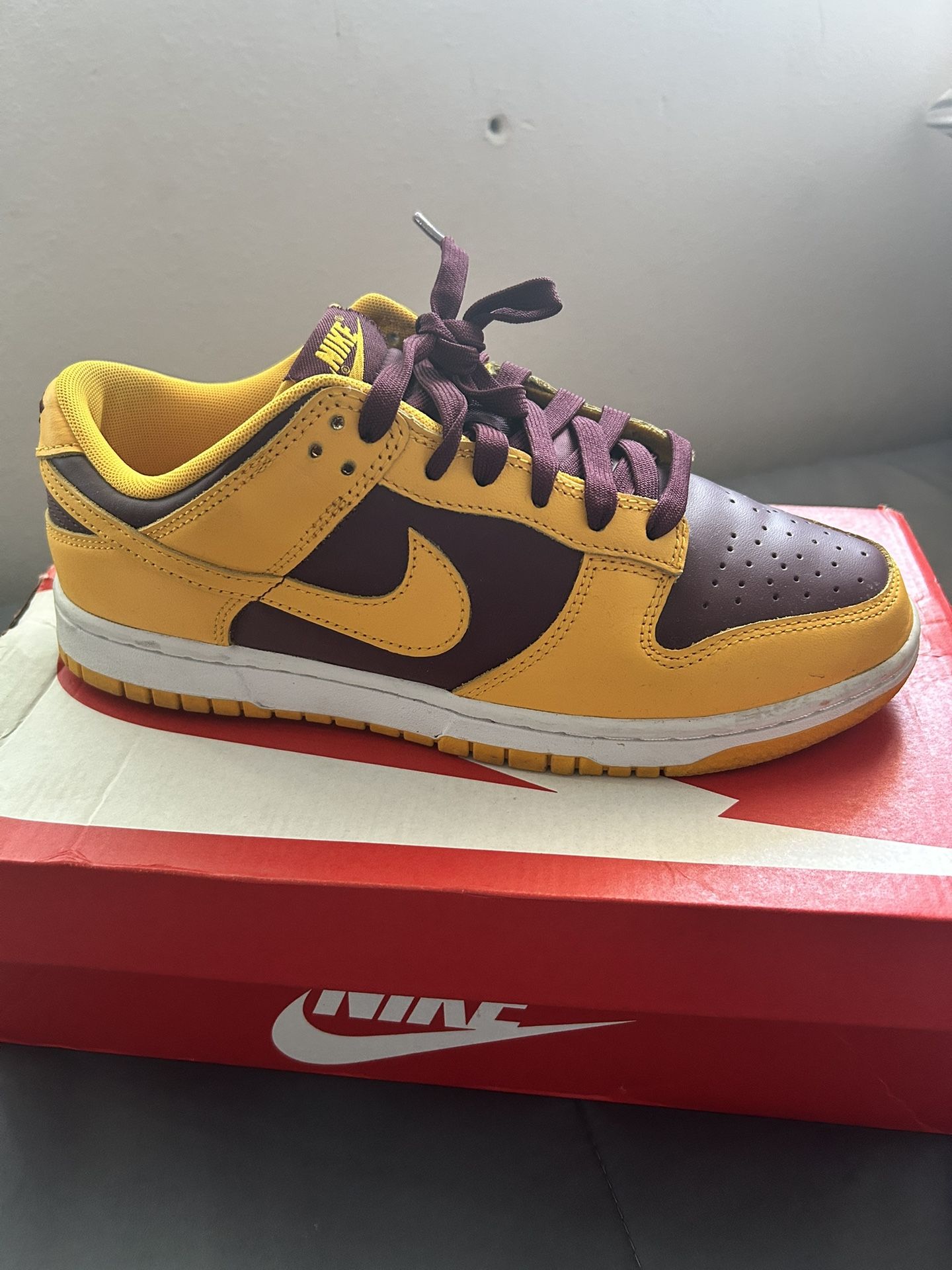 USC Nike Dunk Low