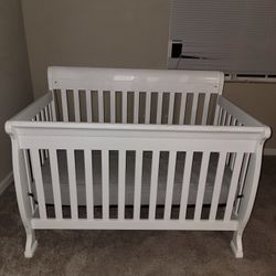 Baby Crib, White