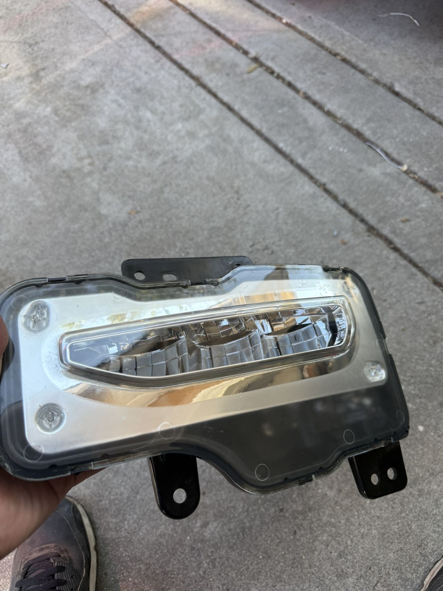 GMC 2016-2018 Fog Light Driver Side