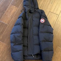 Canada Goose Winter Jacket New Xtra Large 