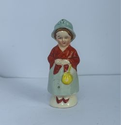 Vintage Occupied Japan Porcelain Salt Shaker.