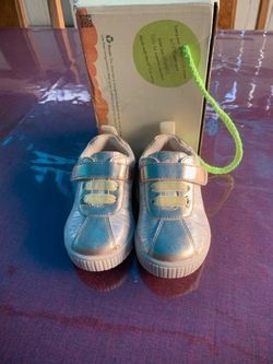 Toddle Shoes Size 6 