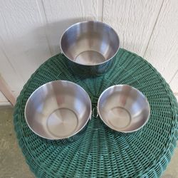 Stackable Containers With Lids