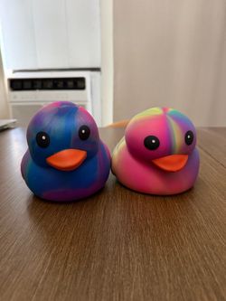 Sunny days Squeezy jumbo Duck Squishy (price negotiable)