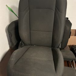  Bucket Seats Pair With Manual Sliders- New