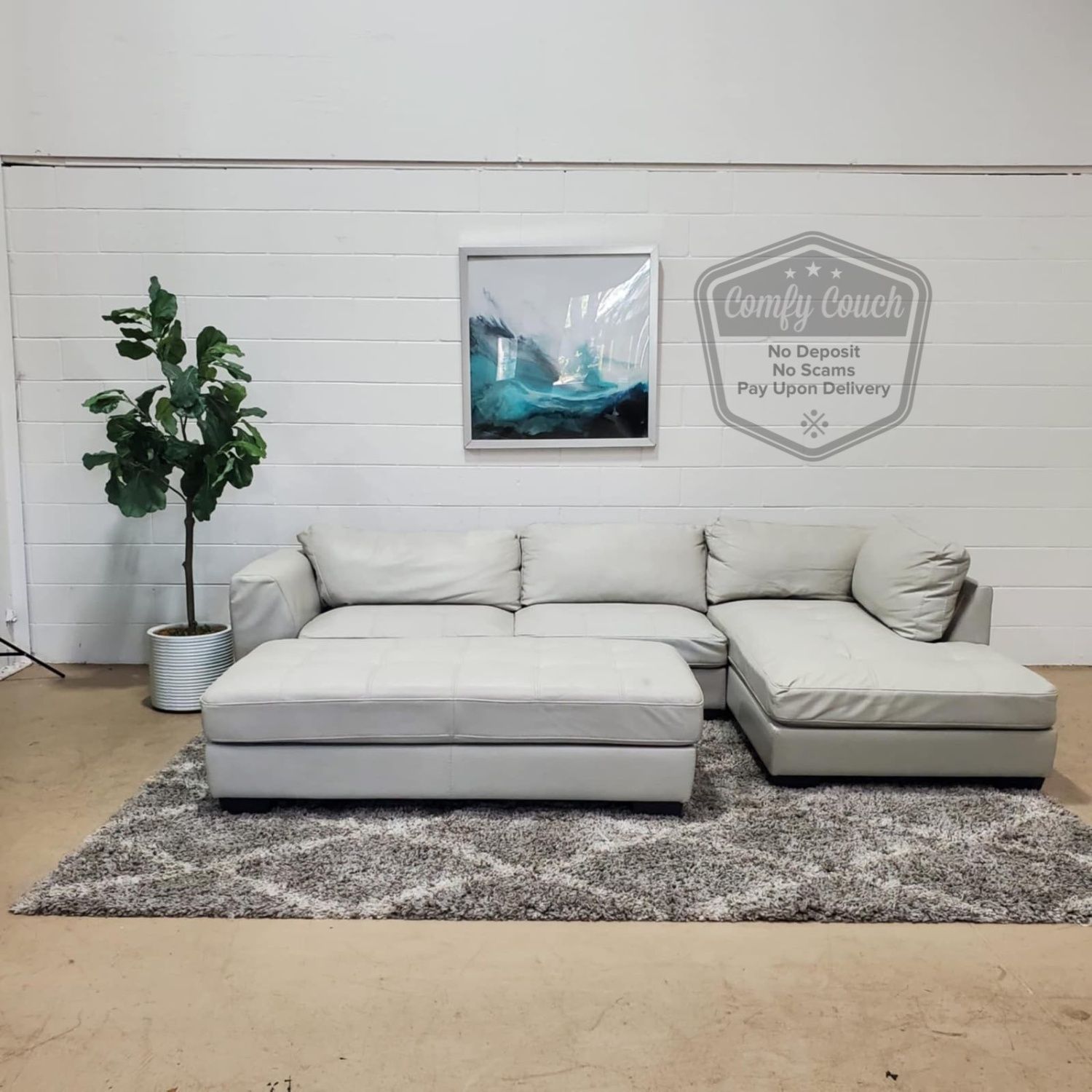 ποΈ Light Gray Leather Sectional Sofa w/Ottoman (Delivery Available!! )