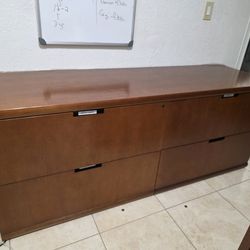 Drawer office furniture 71'x30' $100