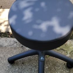 Massage Table With Stool