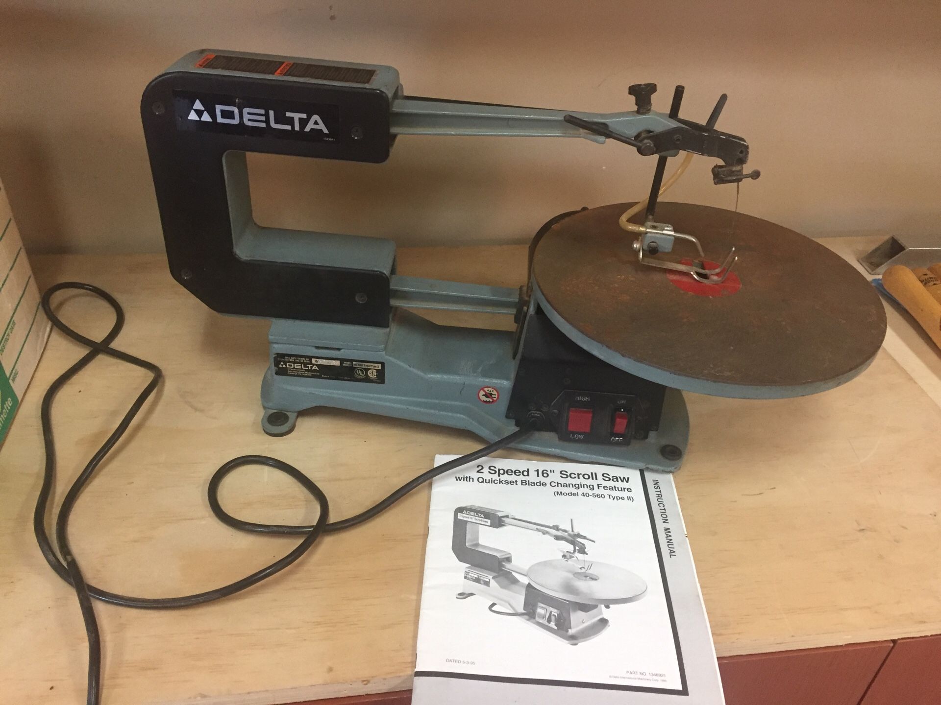 thumbnail image 2 of Delta 40-560 2 Speed 16" Scroll Saw Instruction Manual - Brand New 2 of 6