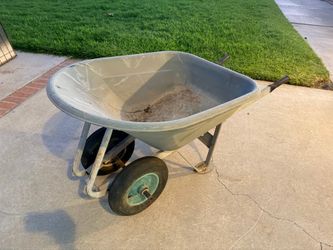 Large wheelbarrow
