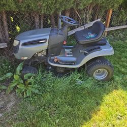 Crafstman 19.5hp Riding Lawn Mower