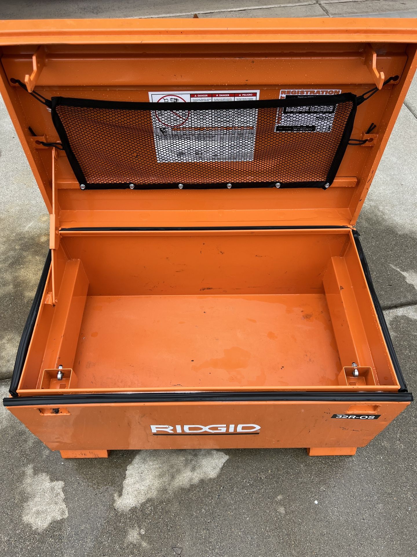 RIDGID 32 in. W x 19 in. D x 18.25 in. H Portable Storage Chest Jobsite Box