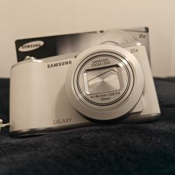 Samsung Galaxy Camera 2 (8GB)