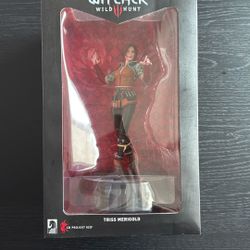 Triss Merigold Witcher Statue