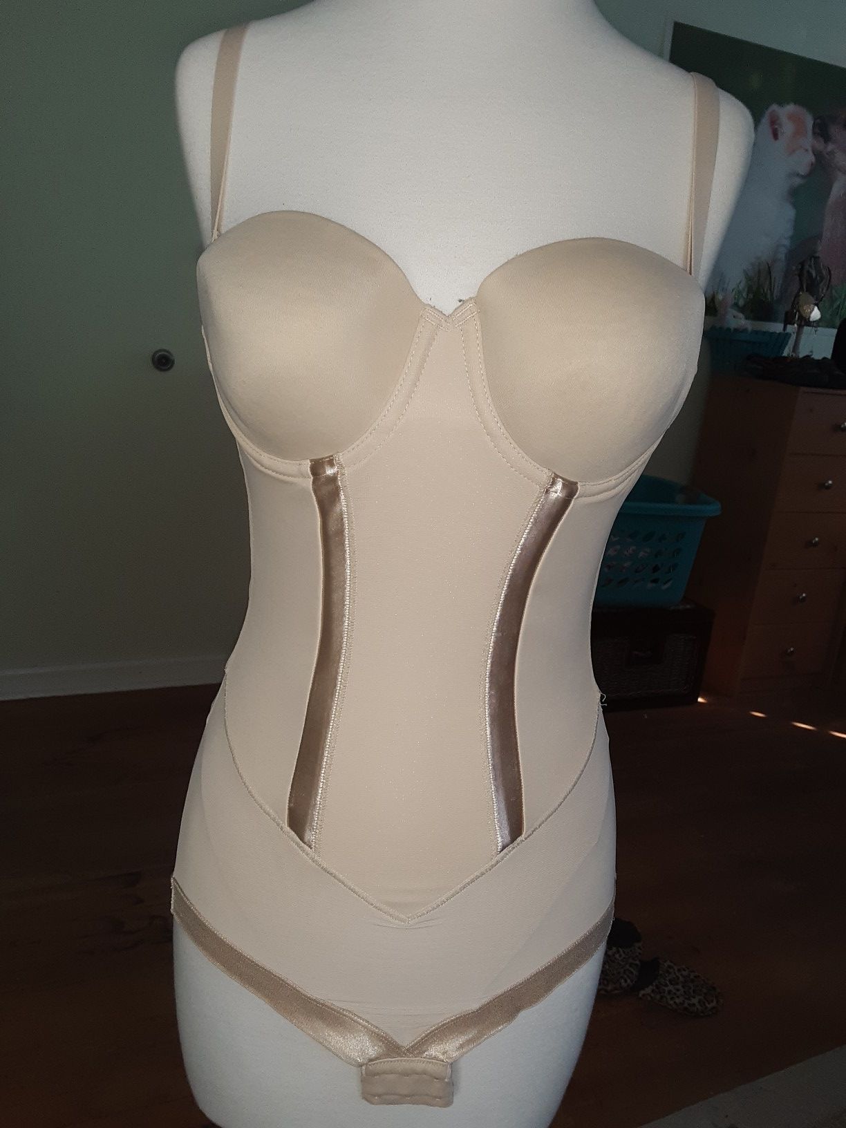 Maidenform bustier 34B