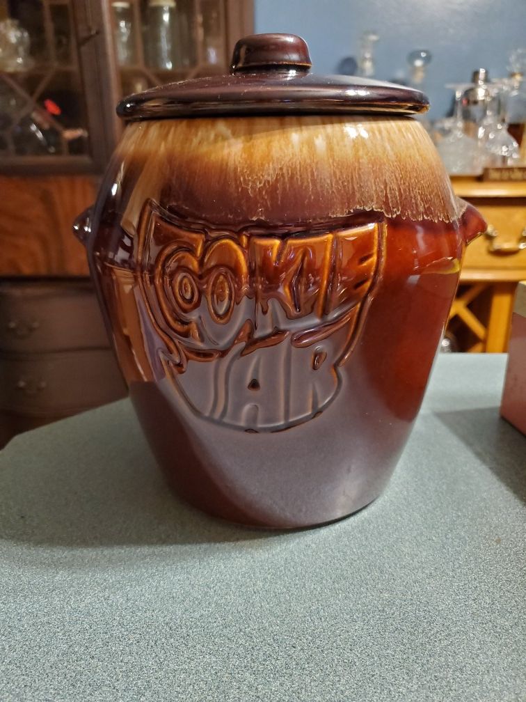 McCoy Brown Drip Cookie Jar w/ original box (antique/vintage)