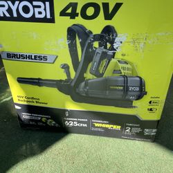 RYOBI 40V Whisper Series 145 MPH 625 CFM Cordless Battery Backpack Leaf Blower with 5.0 Ah Battery and Charger