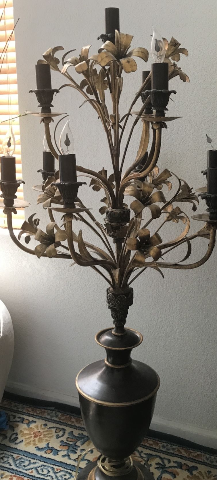 BEAUTIFUL CANDELABRA LAMP 