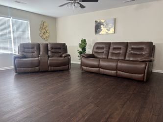 Genuine Leather Sofa & Loveseat/ Cupholder/ Usb Ports (Free Delivery!)