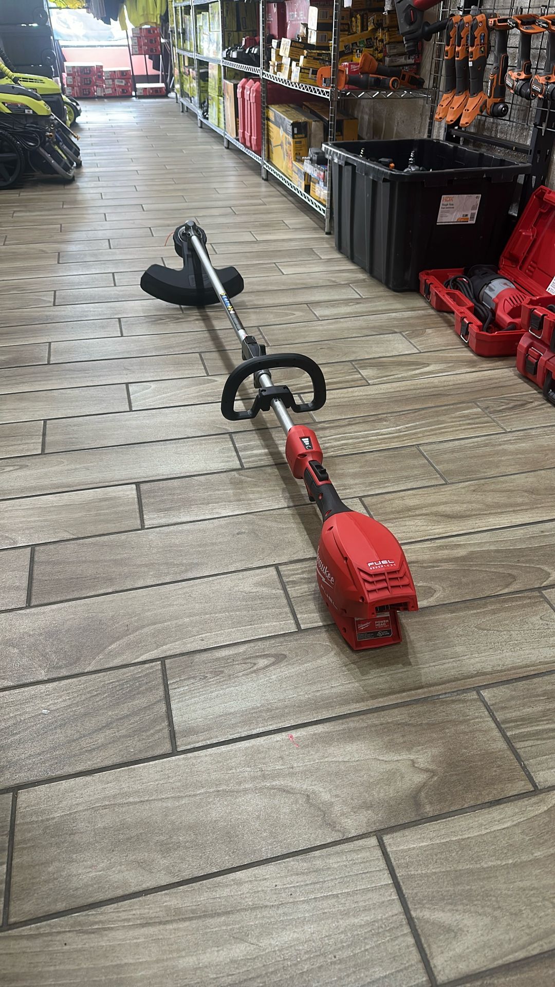 Milwaukee M18 FUEL 18V Brushless Cordless Battery Powered QUIK-LOK Power Head with Attachment Capability (Tool-Only)