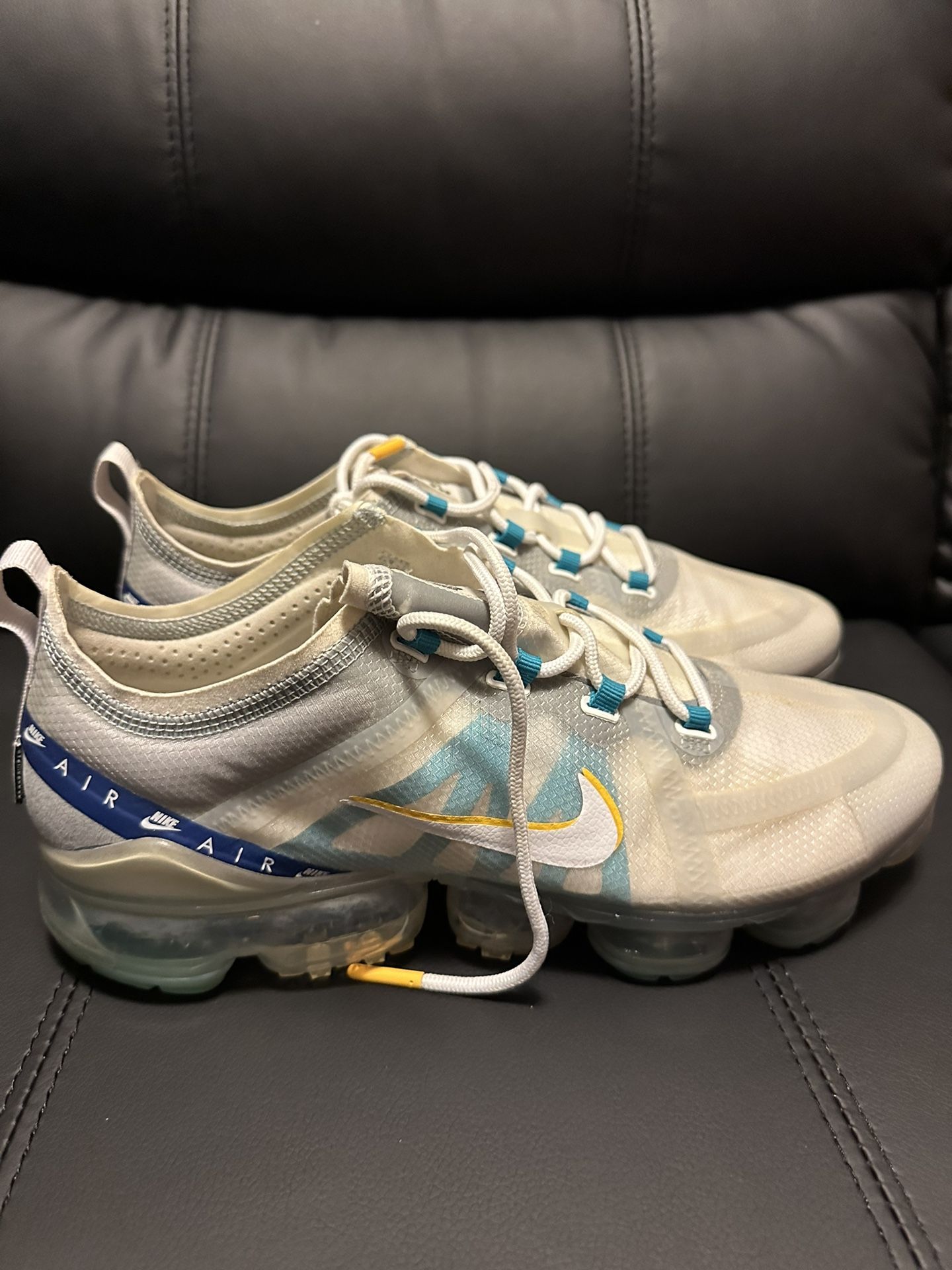 Nike Air VaporMax 2019 White University Gold