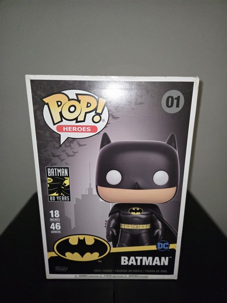 18” Funko Pop! Batman #01 – DC 80 Years Jumbo Vinyl Figure