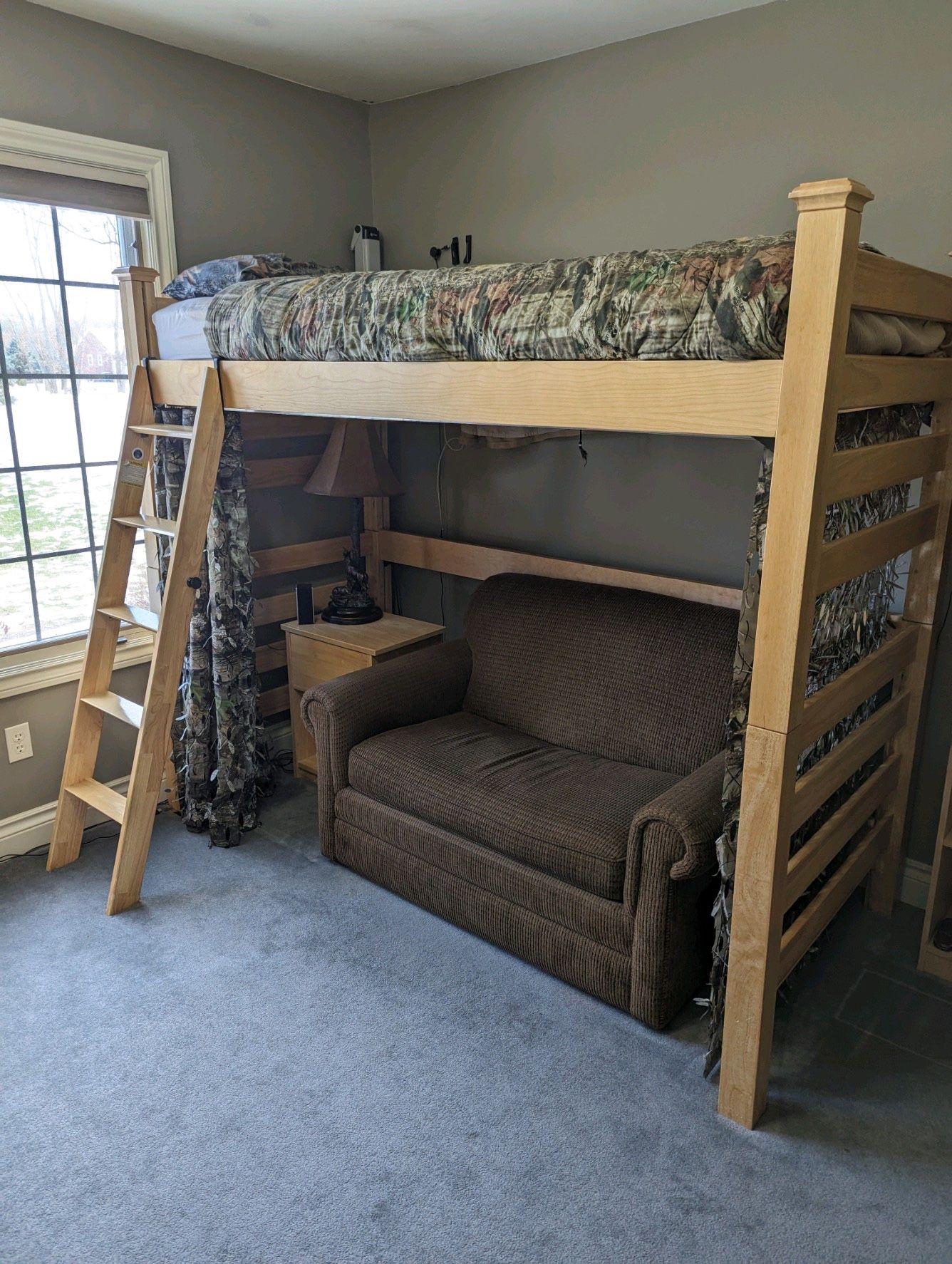 University Loft Twin Bed With Loft Legs, Matching Desk 
