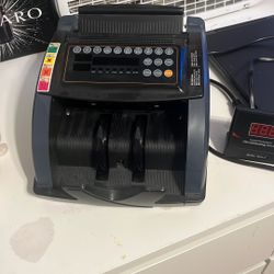 Money Counter With Counterfeit Bill  Detector 