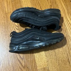 Black Nike Air Max 97 trainers Size 9